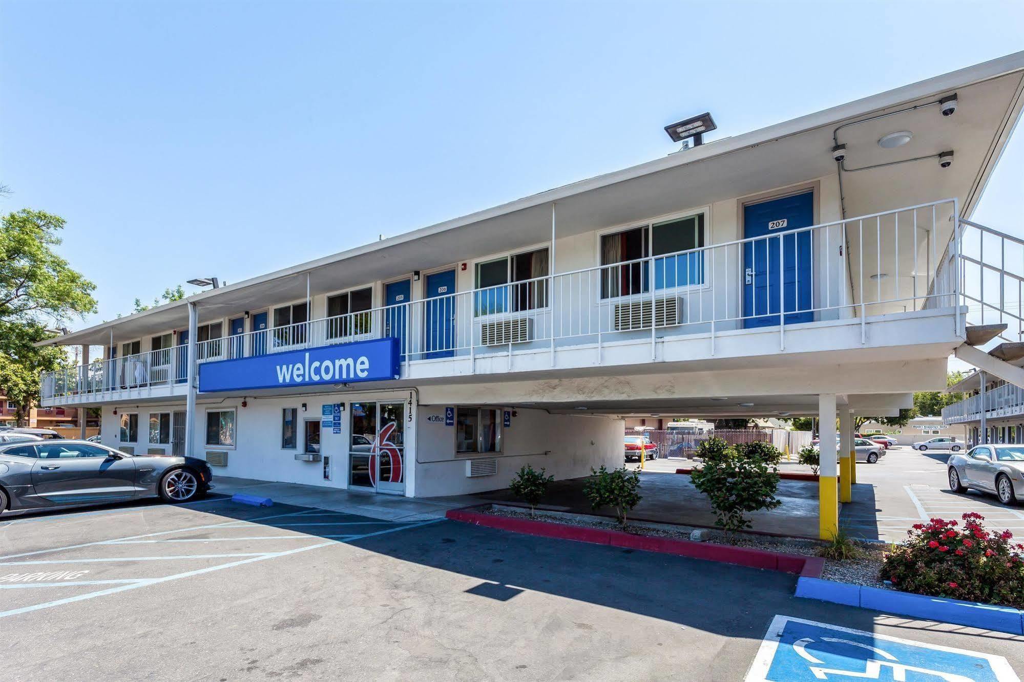Motel 6 Sacramento, Ca - Downtown Exterior photo